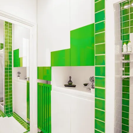Green In The Center By Wonderful Italy Apartment