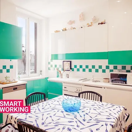 Apartment Green In The Center By Wonderful Italy