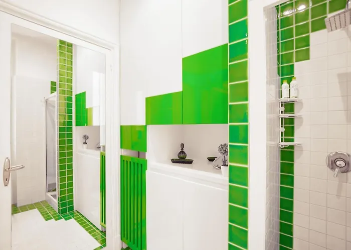 Green In The Center By Wonderful Italy Apartment